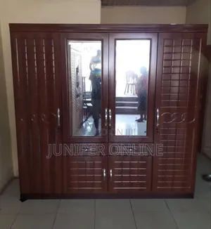Wardrobe Hunreded Gruns