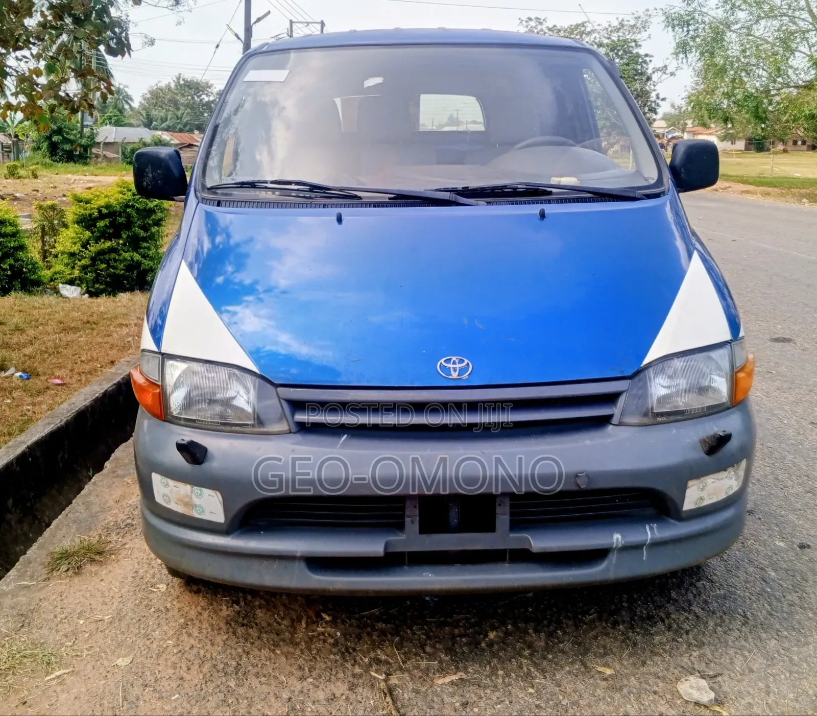 Toyota HiAce 2008 Blue