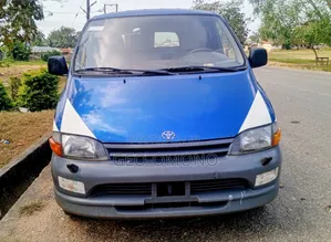 Toyota HiAce 2008 Blue