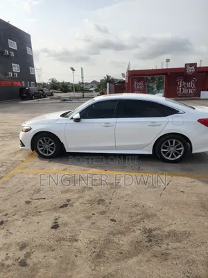 Honda Civic EX 2022 White