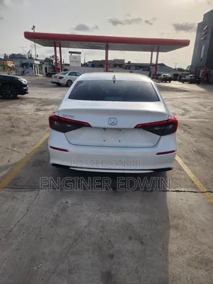 Honda Civic EX 2022 White