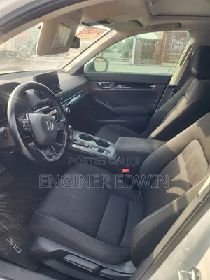 Honda Civic EX 2022 White