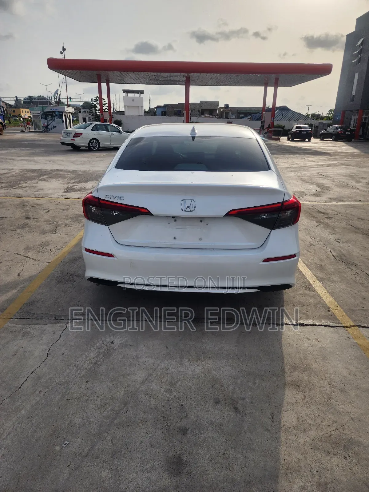 Honda Civic EX 2022 White