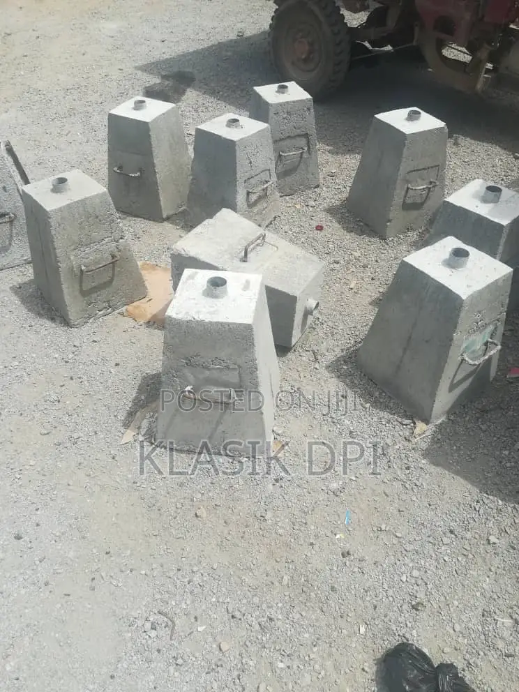 Flag Concrete Base For Sale