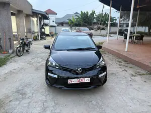 Toyota Vitz 2014 Black
