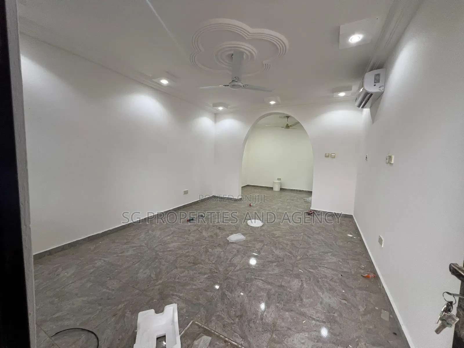 2bdrm Apartment in Lashibi, Sakumono for rent