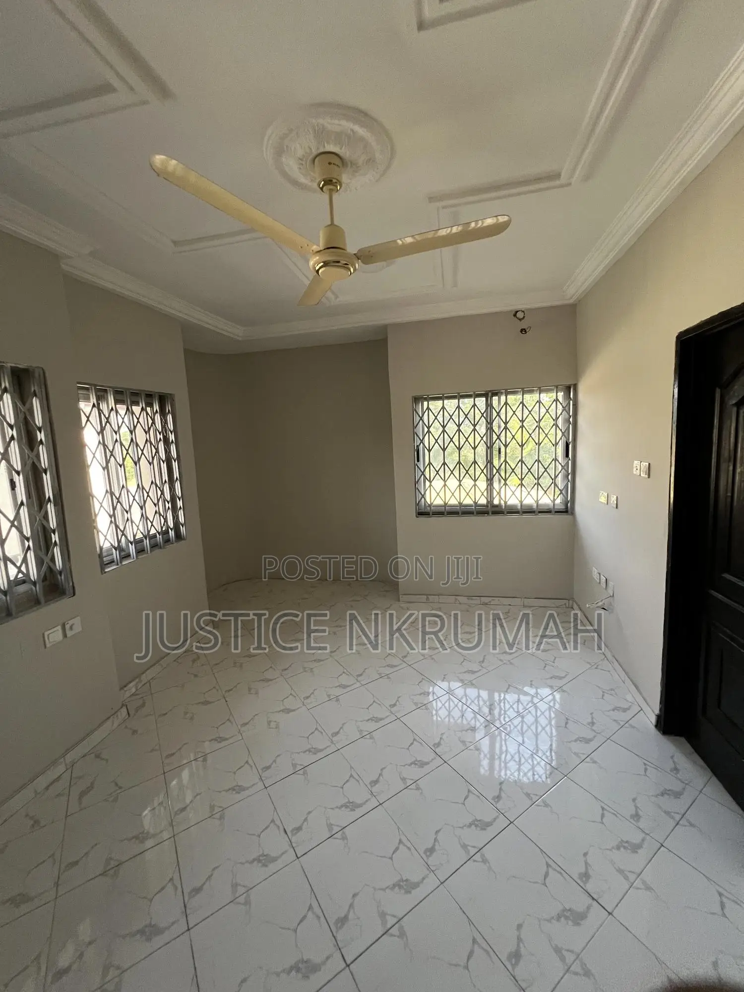 6bdrm Apartment in Mr Justice Estate, Old Barrier for rent