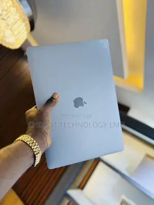 Laptop Apple MacBook Pro 2017 16GB Intel Core i7 SSD 256GB