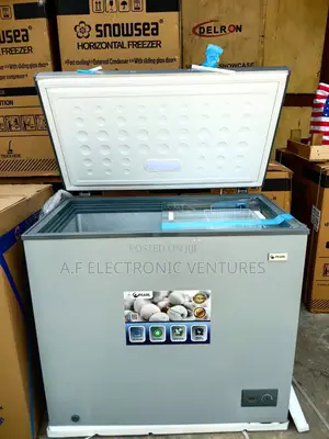 Pearl 200litres Chest Freezer. Model No_pcf-2530-1a