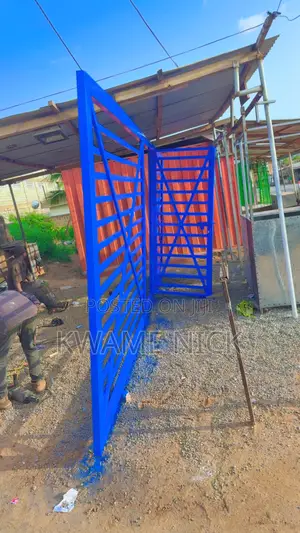Gate , New , 21feet by 9 Feet , Hot Cake