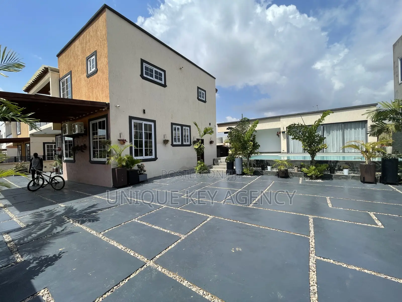 Furnished 4bdrm House in Unique Key Agency, Airport Residential Area