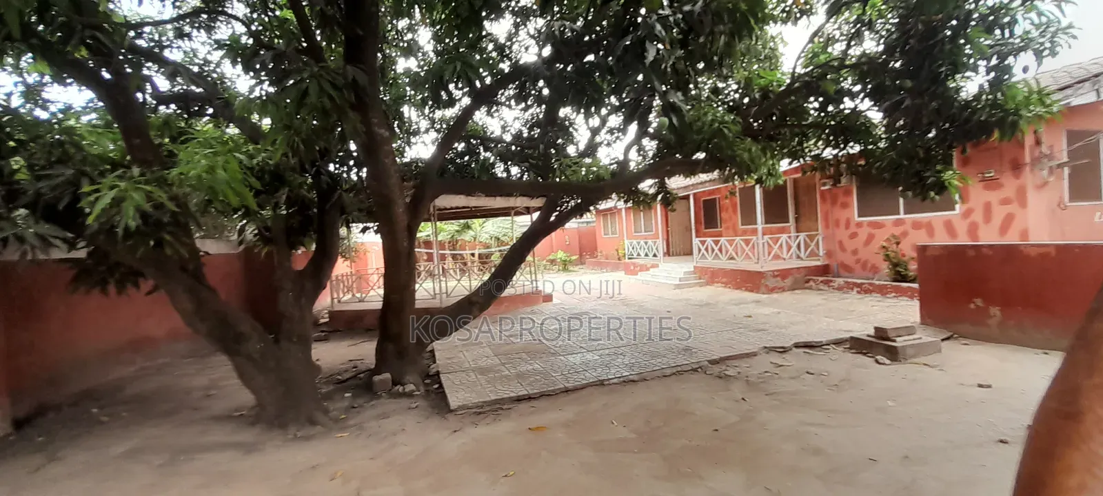 4bdrm House in Camp 2, Teshie for sale