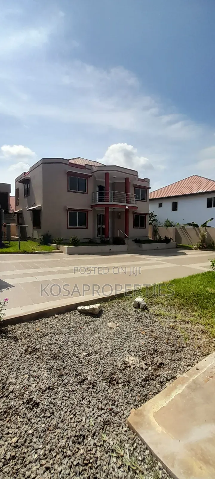 4bdrm House in Adjiringanor, Adjiriganor for sale