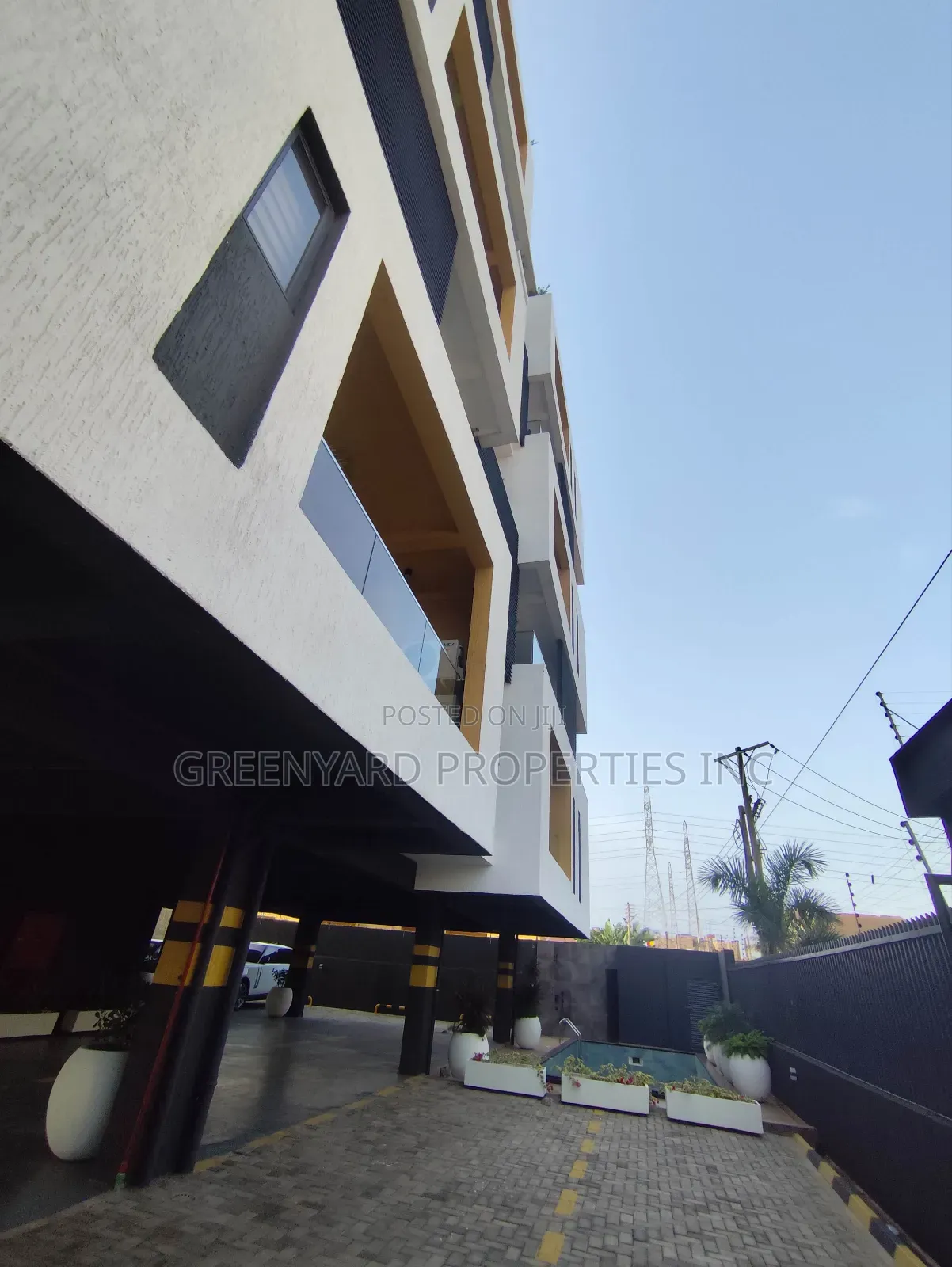 Furnished 2bdrm Apartment in American House, East Legon for rent