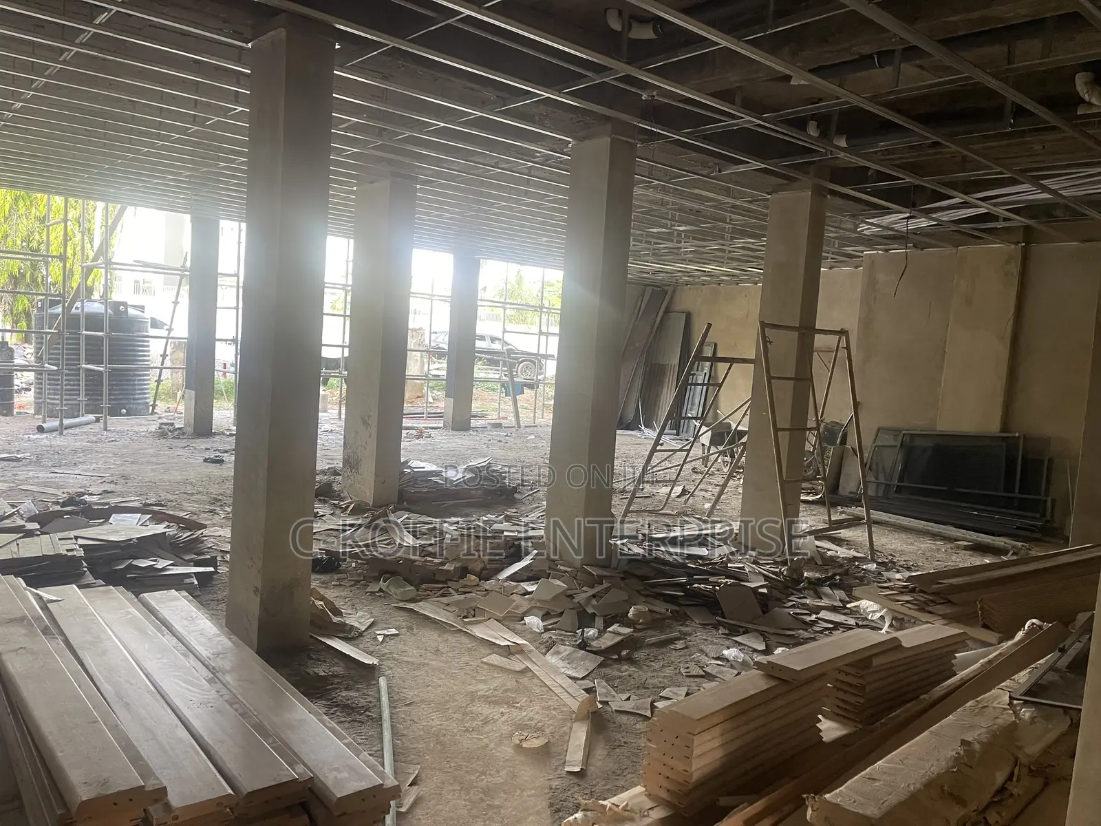 700 SQM Showroom at Labone for Rent