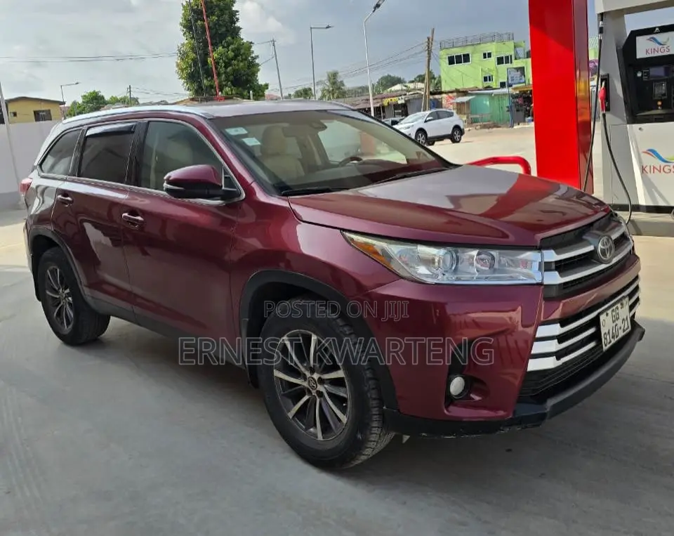 Toyota Highlander 2019 Brown