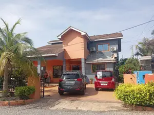 5bdrm House in Adjiringanor, Ability for sale