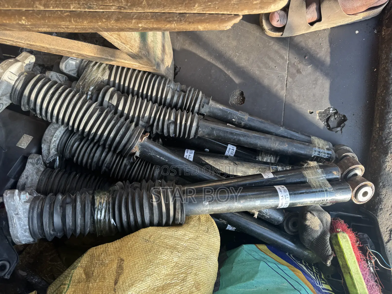 Honda Crv Back Shocks 2017-2025
