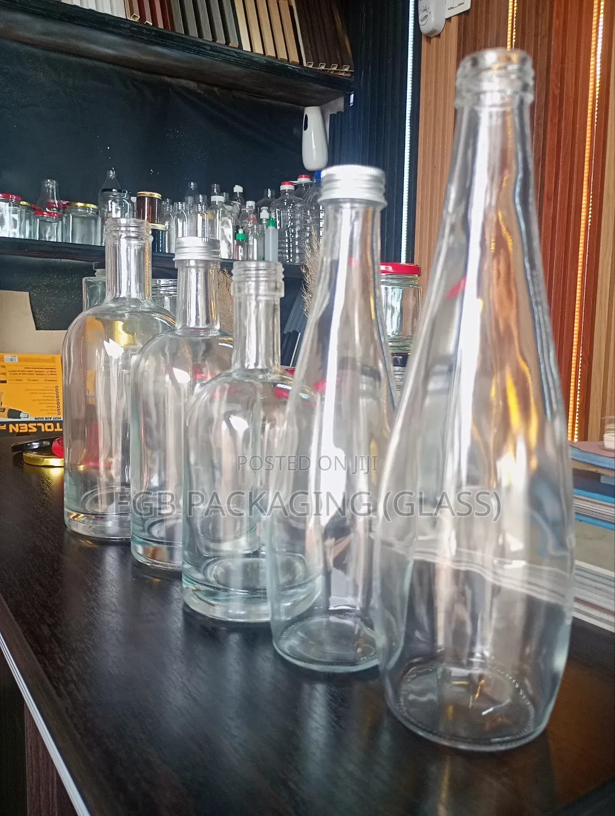 Wine Bottle or Glass Bottle (330ml ,500ml and 850ml)
