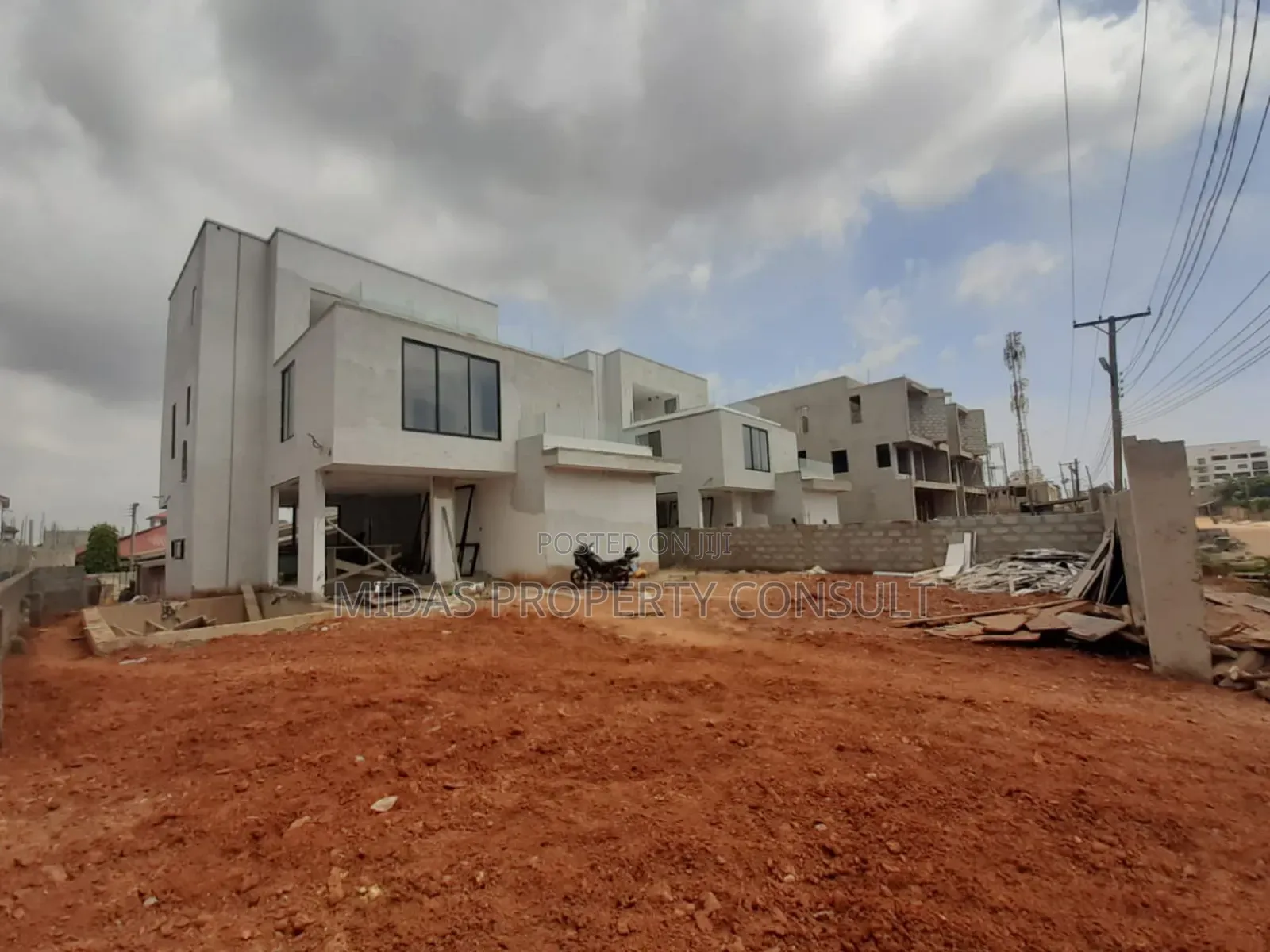 Furnished 4bdrm House in Ogbojo, East Legon for sale