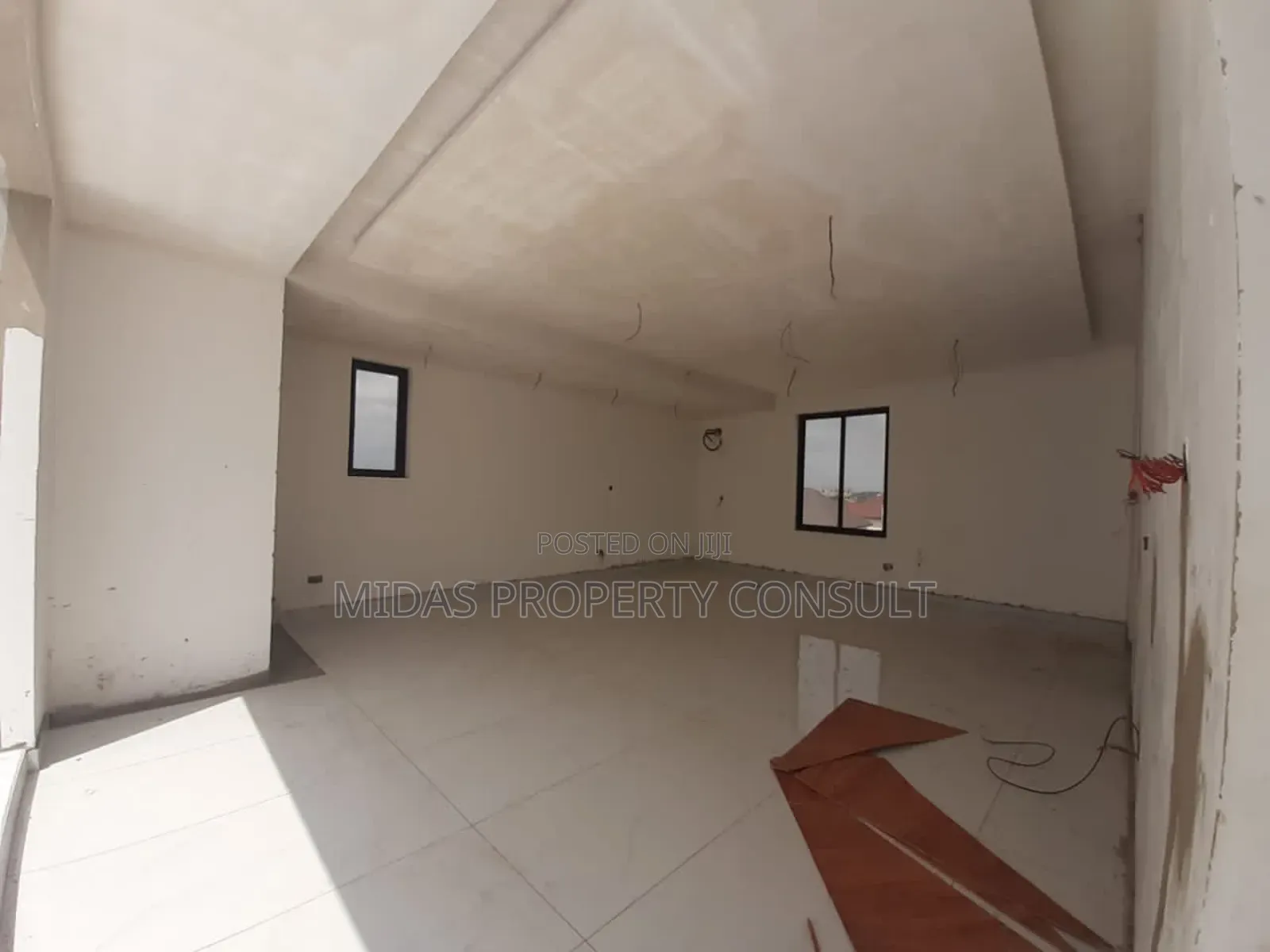Furnished 4bdrm House in Ogbojo, East Legon for sale