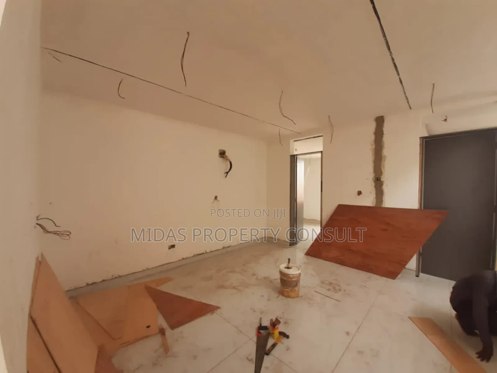 Furnished 4bdrm House in Ogbojo, East Legon for sale