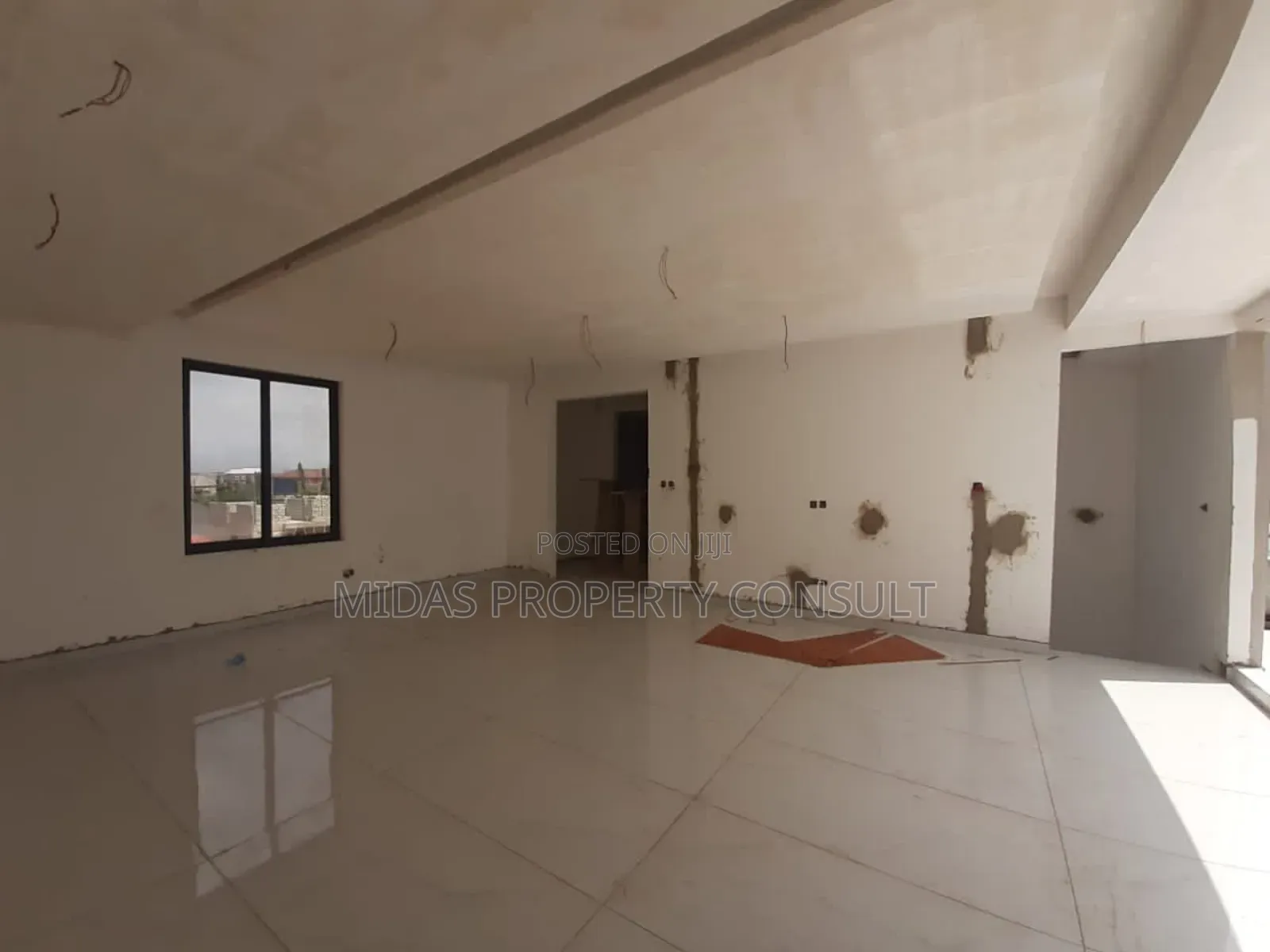 Furnished 4bdrm House in Ogbojo, East Legon for sale