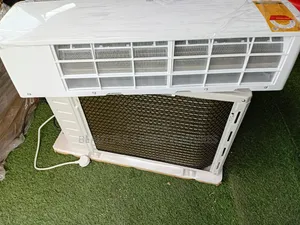 Hyper-Cooling Goldstar Air Conditioner for Fresh Indoor Relaxation