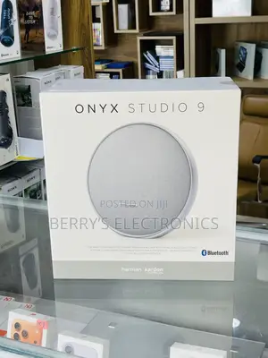 Onyx Studio 9