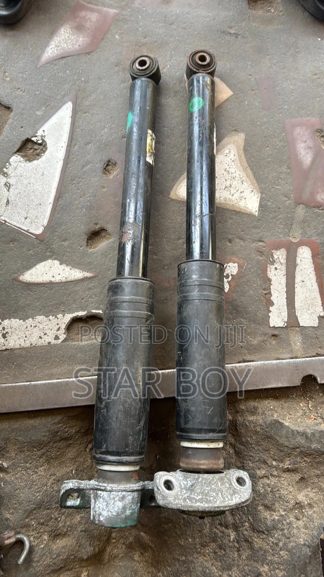 Chevrolet Cruz Back Shocks 2012-2017