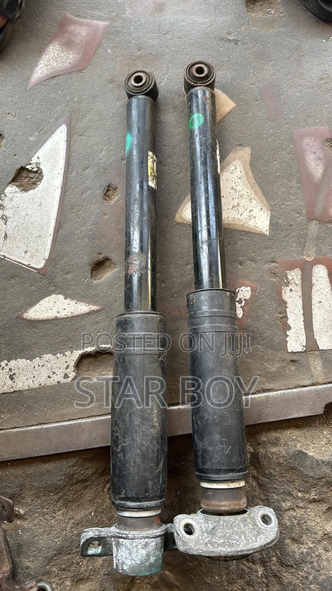 Chevrolet Cruz Back Shocks 2012-2017