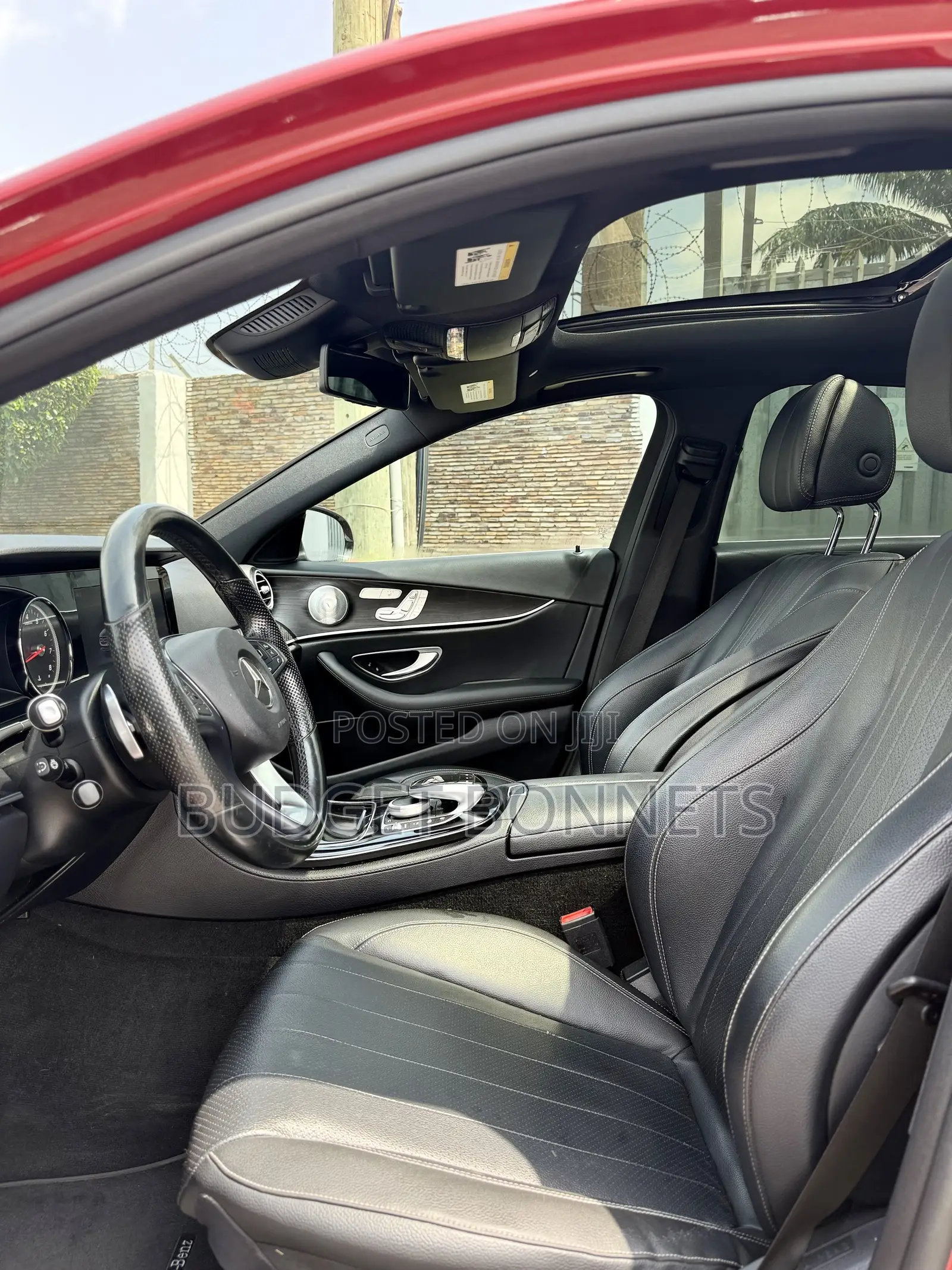 Mercedes-Benz E300 4Matic AWD Sedan (2.0L 4cyl 9A) 2017 Red