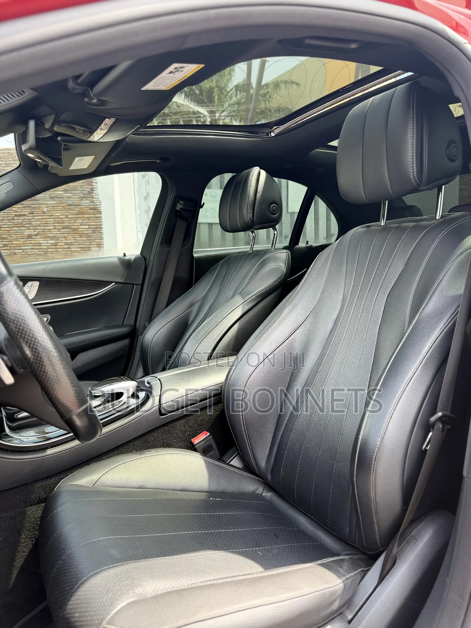Mercedes-Benz E300 4Matic AWD Sedan (2.0L 4cyl 9A) 2017 Red