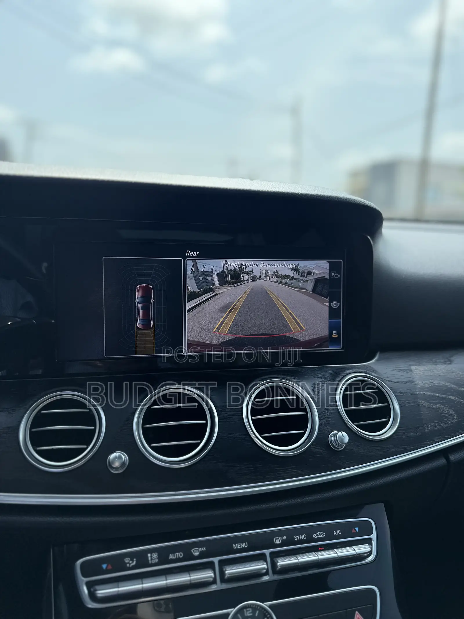 Mercedes-Benz E300 4Matic AWD Sedan (2.0L 4cyl 9A) 2017 Red