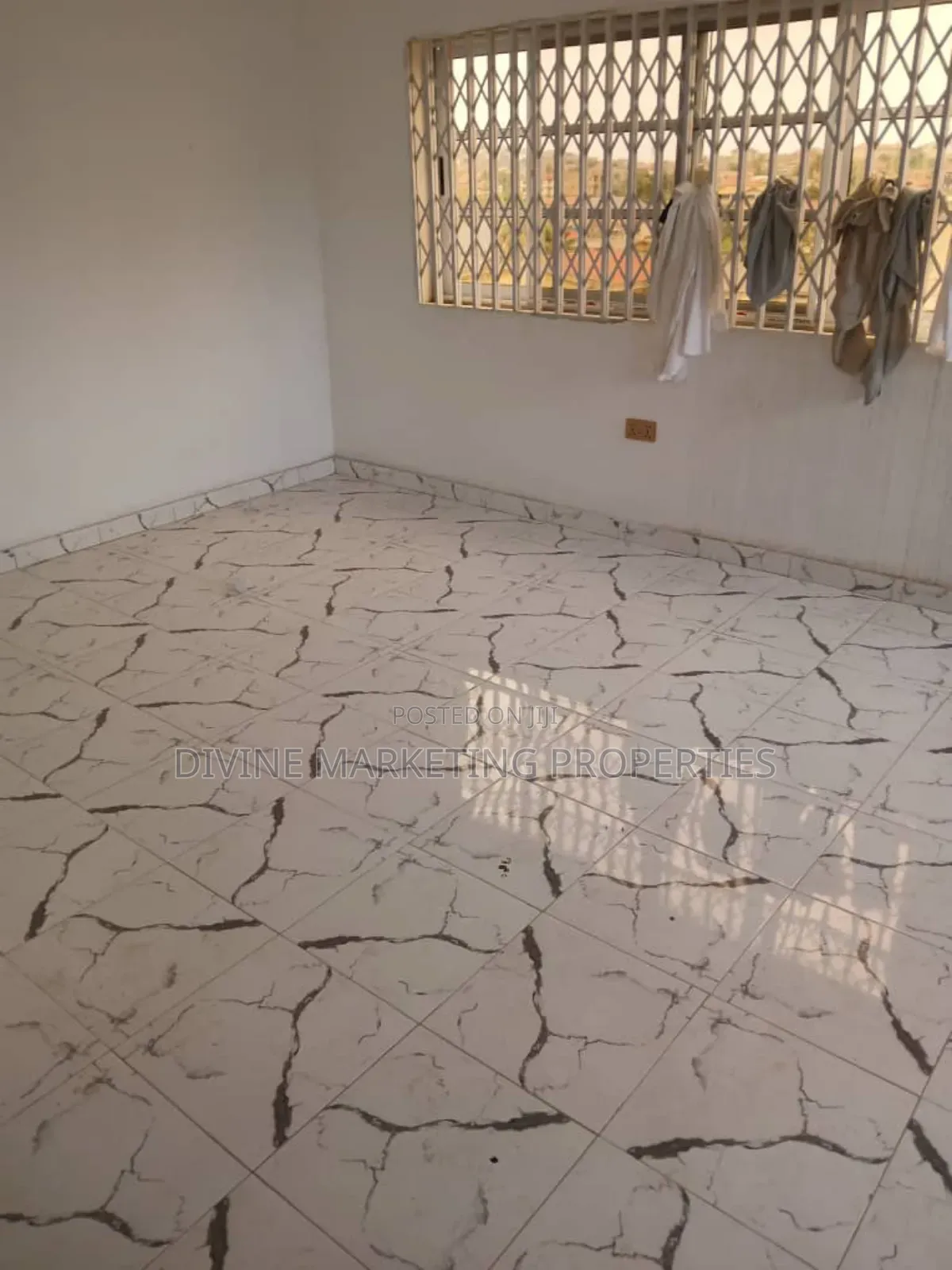 3bdrm House in Amrahia for sale