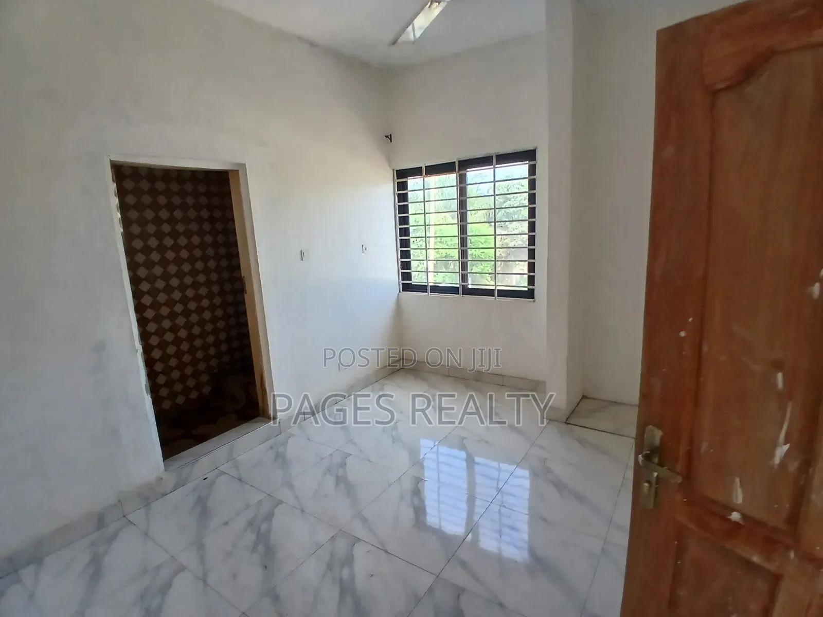 2bdrm Office Space in Adenta Sakora for Rent