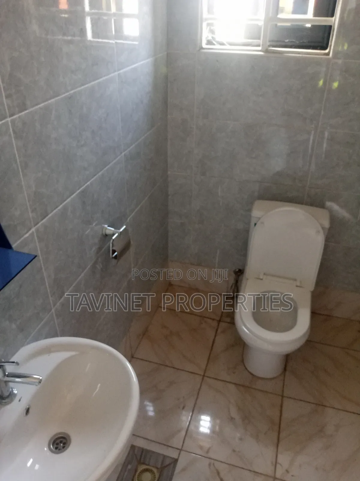 2bdrm Apartment in Ashaley Botwe for rent