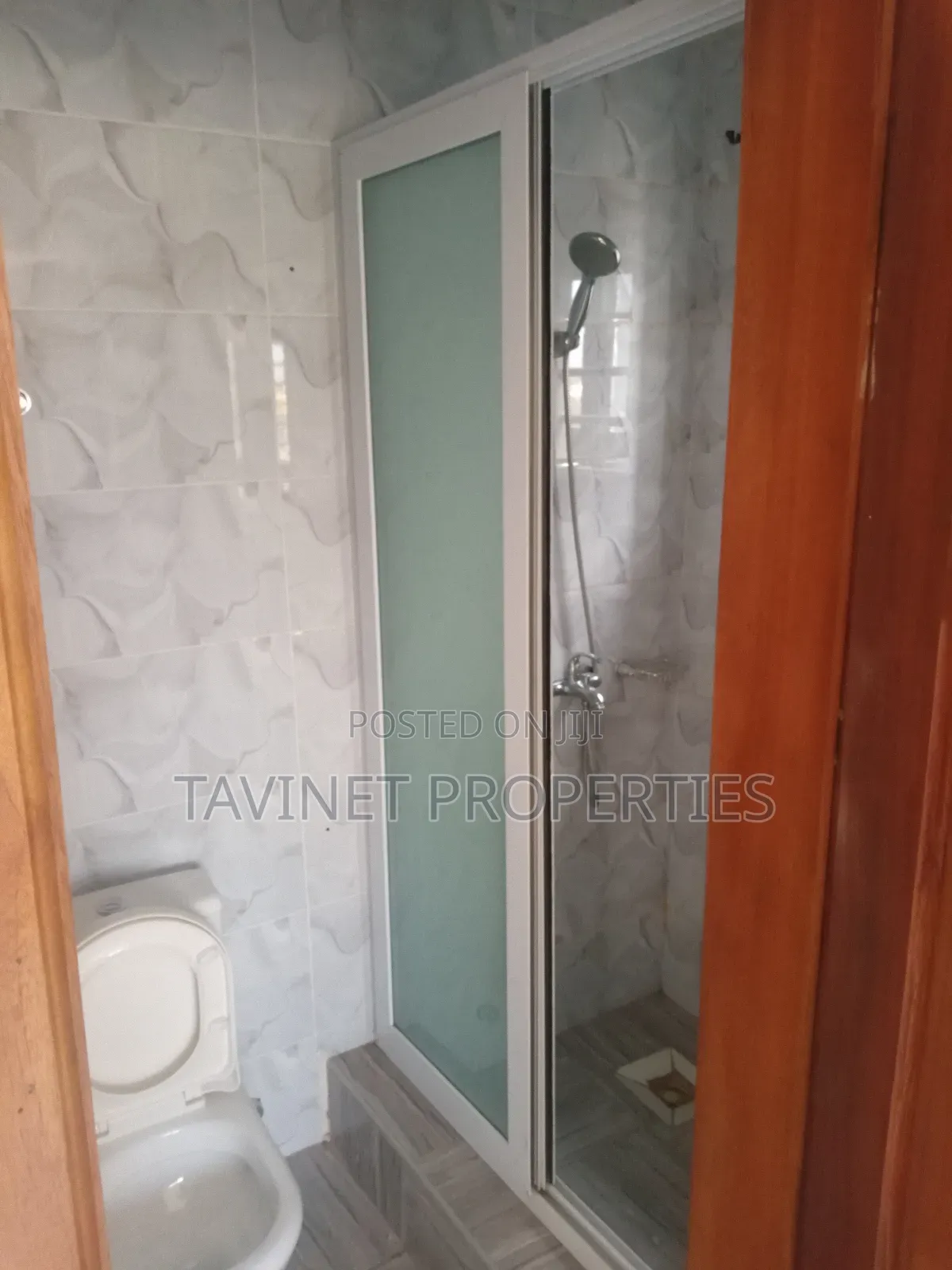 2bdrm Apartment in Ashaley Botwe for rent