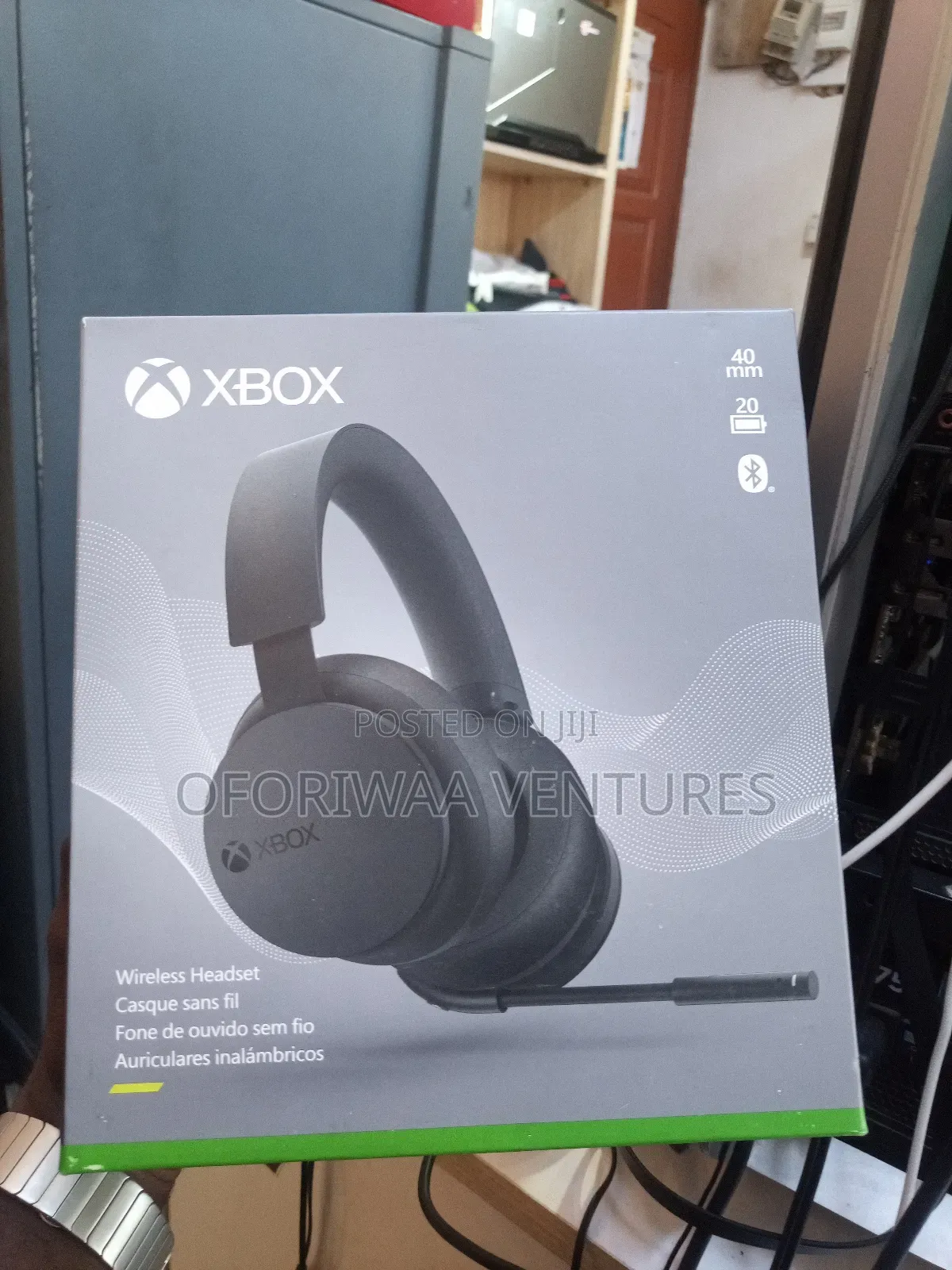 Xbox Wireless Gaming Headset – Over Ear Headphones – Spatial Audio