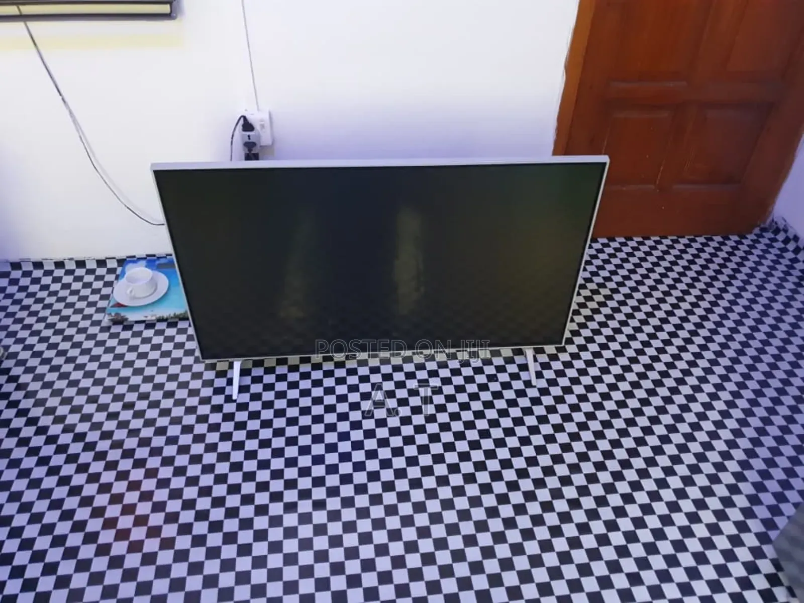 Lg 43inches Tv Very Neat Machine Form Uk