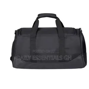 Large Capacity Gym Bag – For Men Women