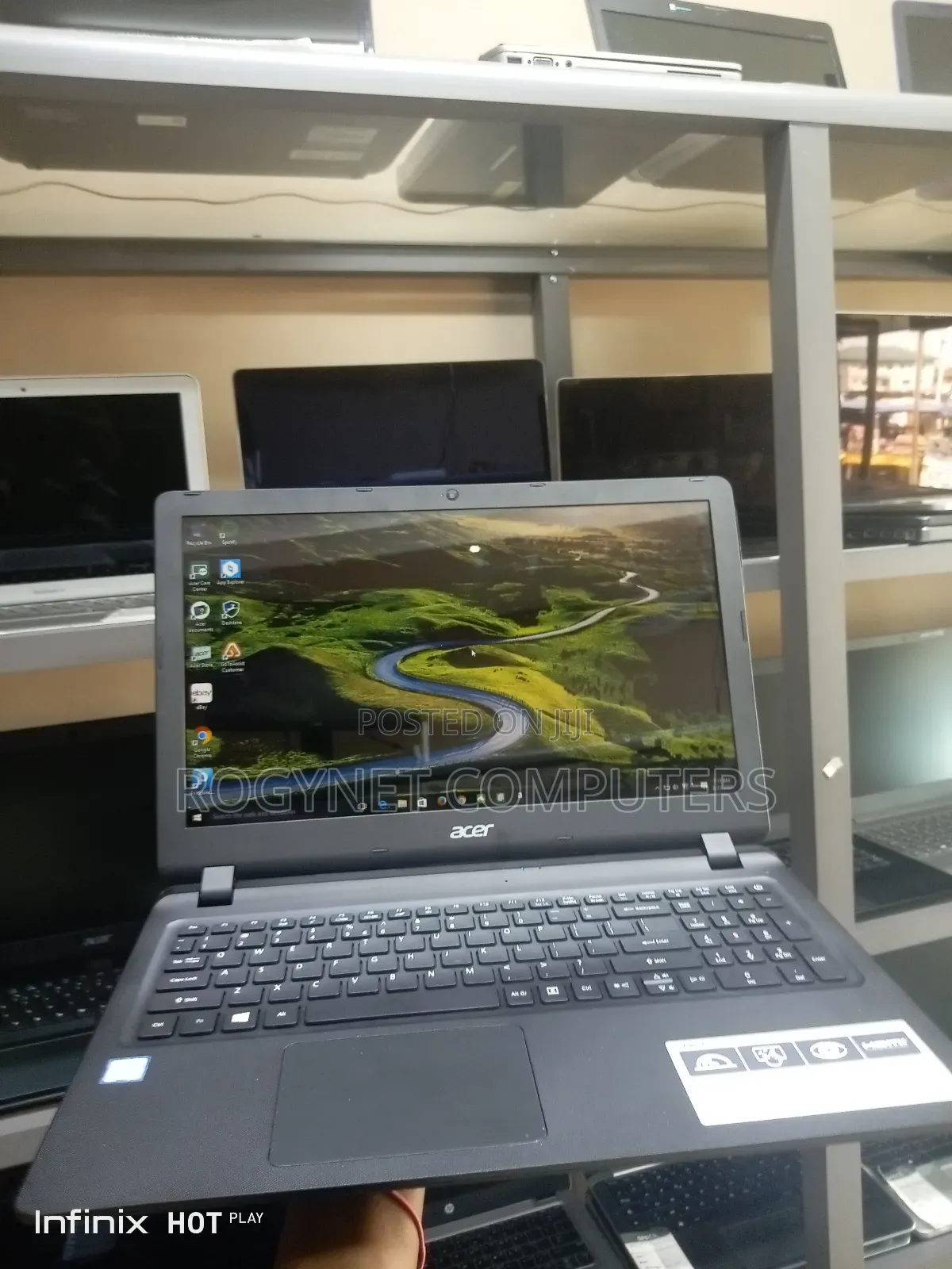 Laptop Acer Aspire ES1-572 4GB Intel Core i3 HDD 1T
