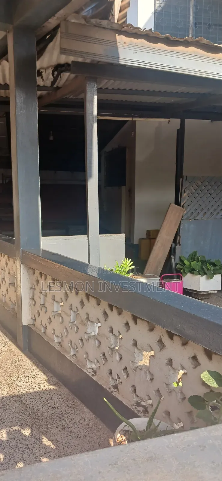 14 Bedrooms Commercial Property for Rent at Accra New Town