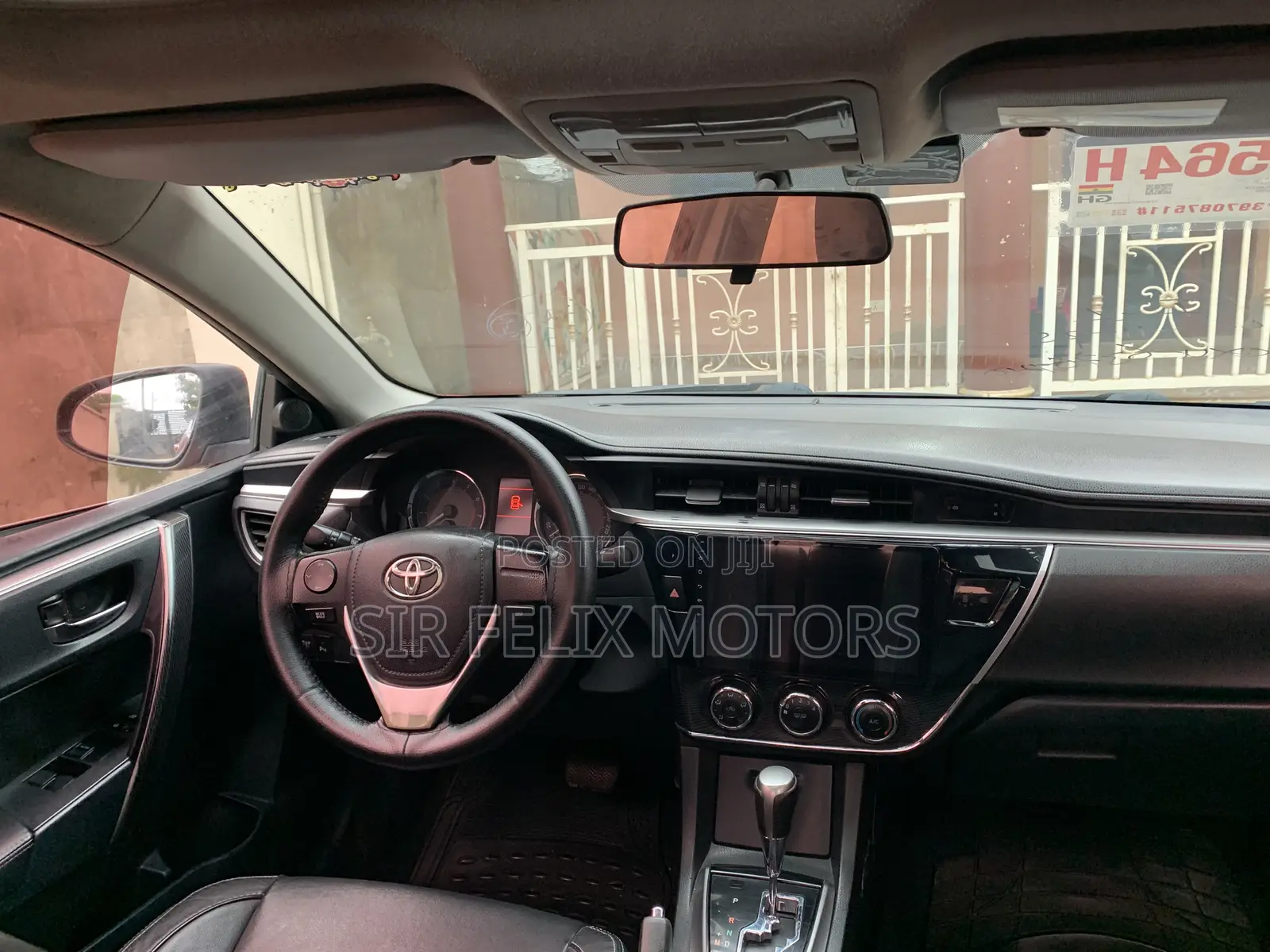 Toyota Corolla 2016 Red