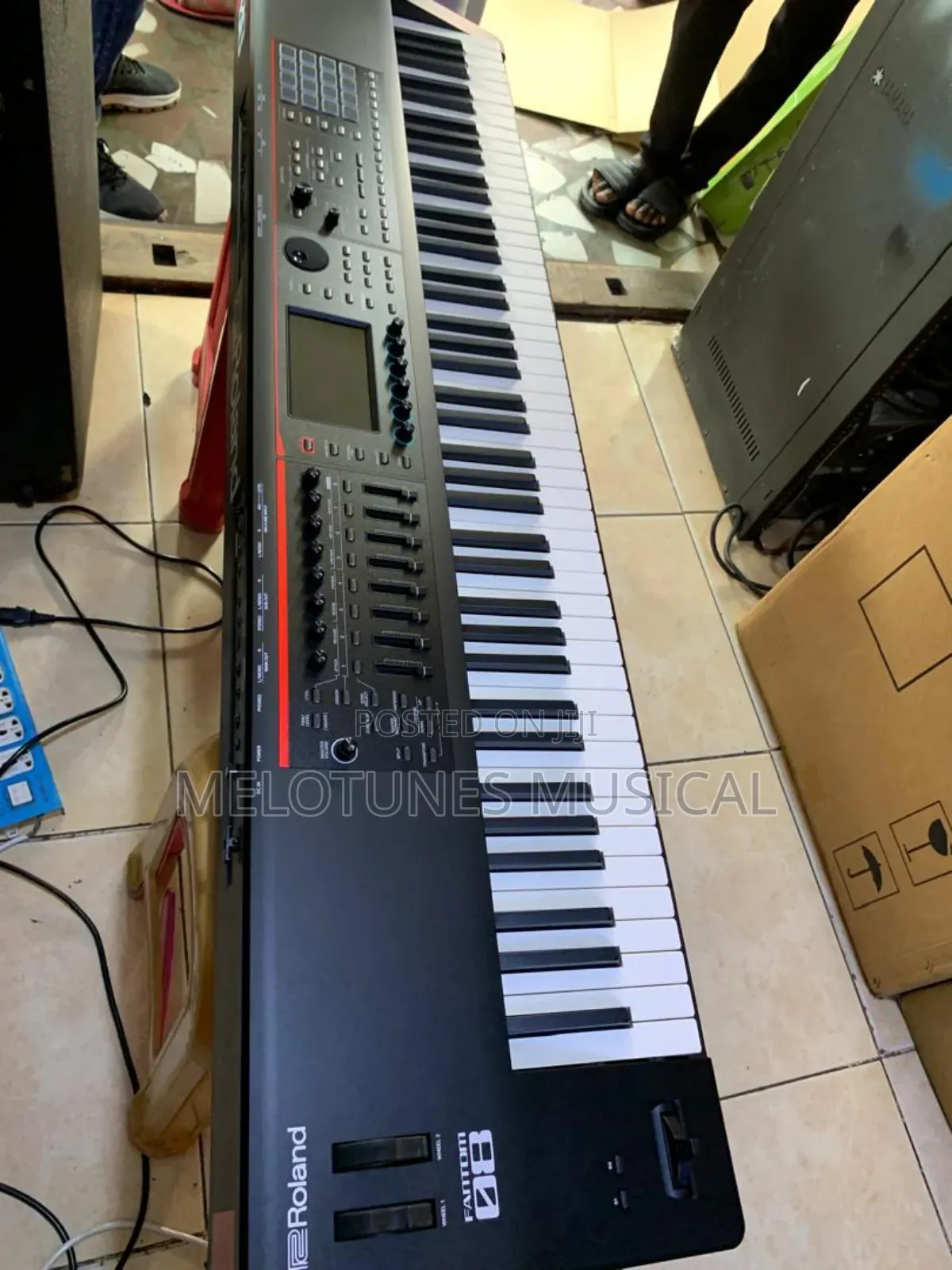 Roland Fantom-08 Music Workstation Keyboard