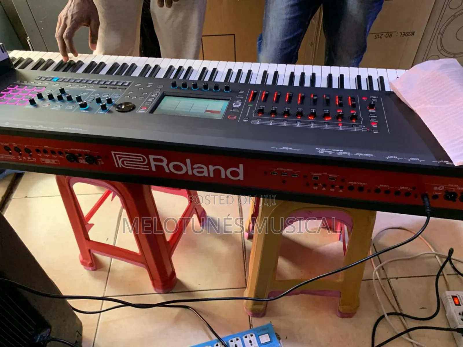 Roland Fantom-8 Synthesizer Workstation Keyboard