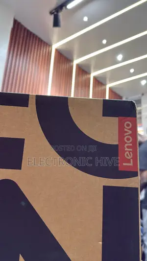 New Laptop Lenovo Legion 5 16GB AMD Ryzen 7 SSD 1T