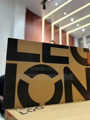 New Laptop Lenovo Legion 5 16GB AMD Ryzen 7 SSD 1T