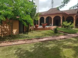 5bdrm House in Dzorwulu for rent