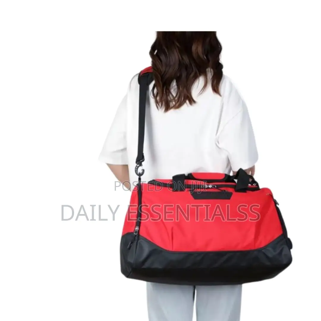Durable Gym Bag With Shoe Pocket – Unisex